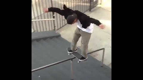 Big Flip, Front Boardslide Hollywood 16