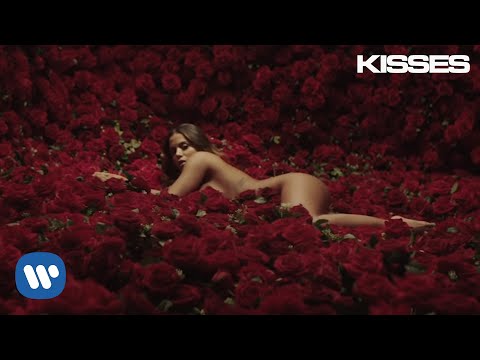 Anitta with Prince Royce - Rosa (Official Music Video)