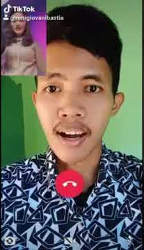 Video Call Dengan Happy Asmara