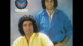 Video thumbnail of "João Mineiro & Marciano - No Mesmo Lugar (Coisa Estranha)"