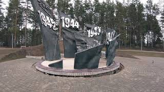 Памятник Знамени Победы две недели до открытия