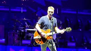 Video thumbnail of "Eric Church - Round Here Buzz - New Braunfels, TX"