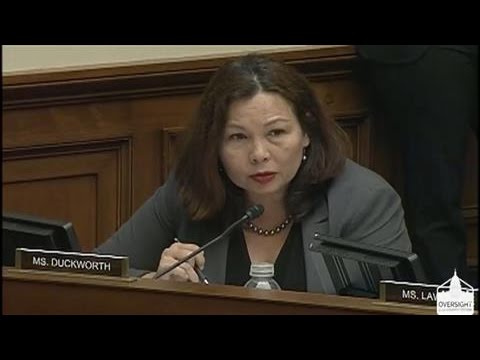 Rep. Duckworth Questions Mylan CEO on EpiPen Sales to Schools - YouTube