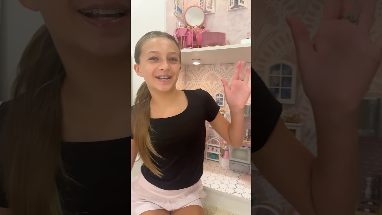 My long-awaited, American girl, doll house tour #fun #cute #americangirl #josiebofficial