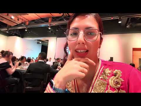 وأخييييرا الحفل العسكري بمراسم خاصة والتكشيطة المغربي