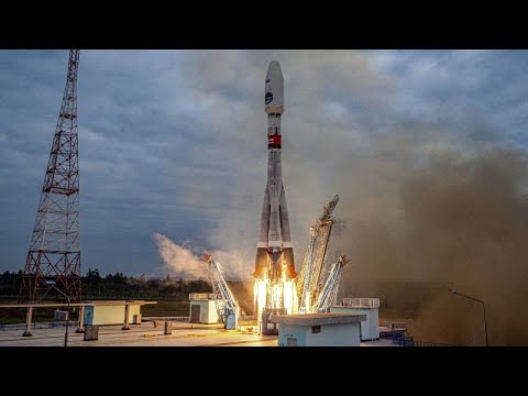Russia's Luna-25 spacecraft has crashed into the Moon, Roscosmos says