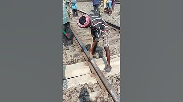 point sleeper ERC fittings#short video #train #railwayoperations #railwayinfrastructure #railwaytrak