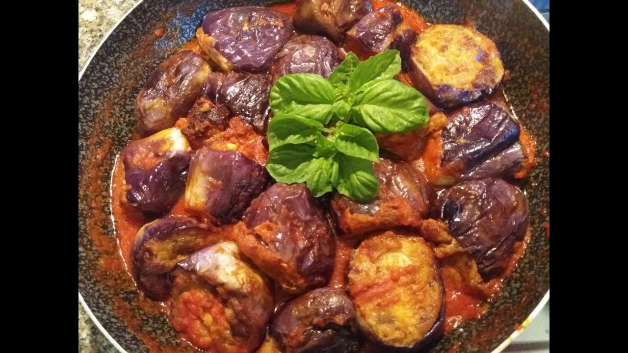 Melanzane ripiene fatte in casa alla siciliana