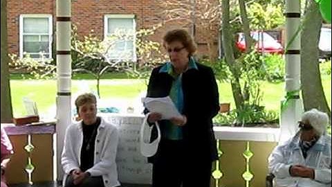 World Labyrinth Day / "Walk As One at 1" - Unity Peace Park 5/5/2012 (shorter version)