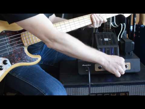 AMPEG PF 20 T -  Bass Head Soundtest