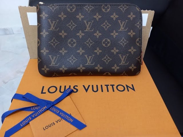 Louis Vuitton Etui Voyage GM: What fits? What's in my bag?, Laptop bag