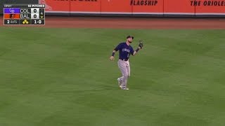 COL@BAL: Gray escapes a bases-loaded jam in the 4th