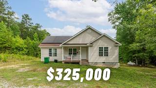 Modern country living with room to breathe in Amelia County. 🏡🌳