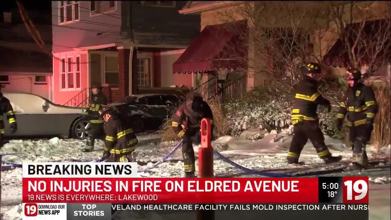 Lakewood firefighters battle fire in icy conditions - YouTube