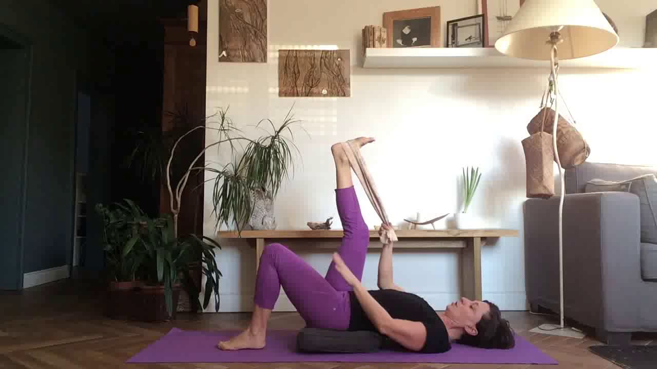 Centro Yoga Le Vie - Pratica di Riequilibrio Yoga con Francesca Marziani