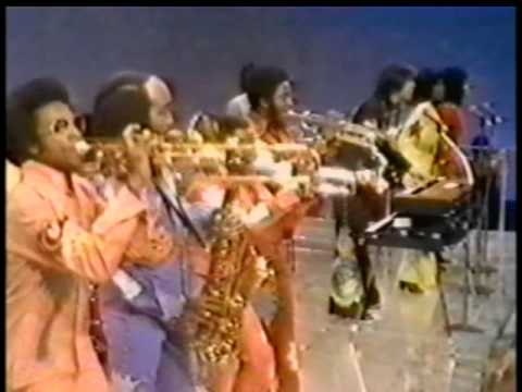 Soul Train Shake Your Booty KC &amp; Sunshine Band
