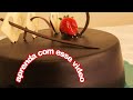 enfeites de chocolate para decorar bolos e tortas