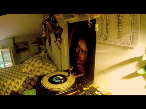 On The Right Track (Cat Paw Riddim) - Johnny Osbourne