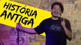 Rodrigo Marques Faz Stand-Up Sobre Encontro com o Além