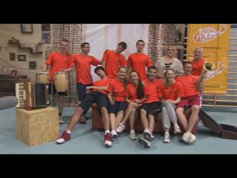 ZZ Čempionāta himna - Liepājas 8. vidusskolas 11.b klase