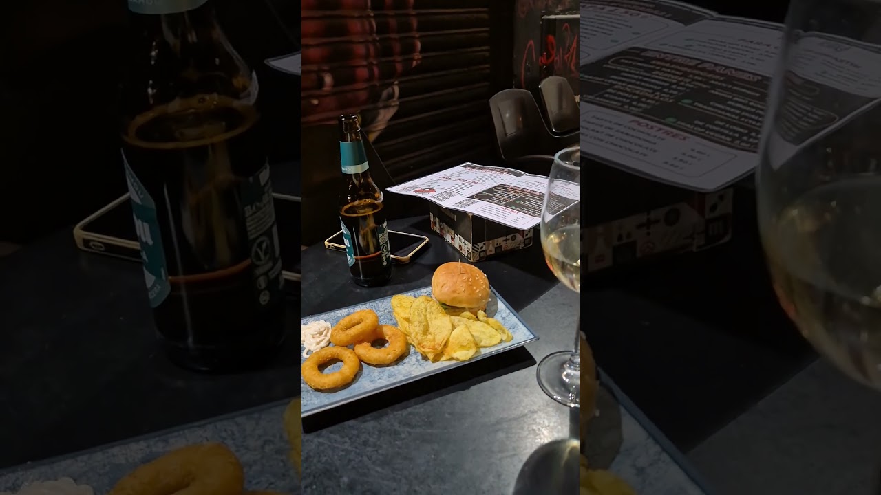 Перекус в баре 5 евро