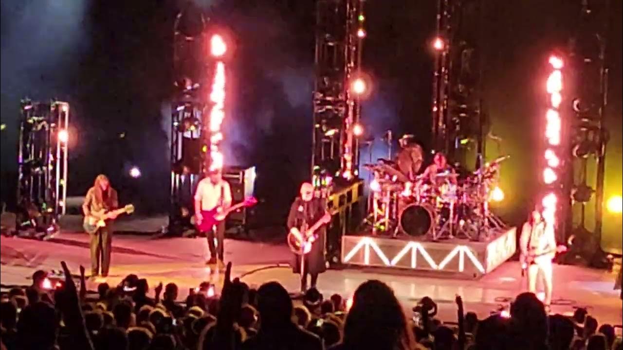 smashing pumpkins tour shoreline amphitheatre