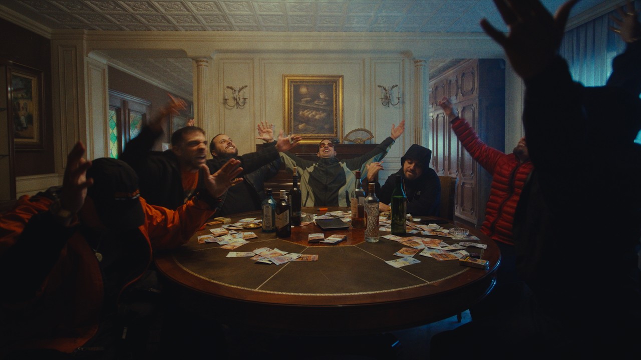 Watch Elio Toffana ft. Dano, Ergo Pro, Lil Supa, Israel B, Cruz Cafuné & Ill Pekeño - ES ASÍ (VIDEOCLIP) on YouTube Watch Elio Toffana ft. Dano, Ergo Pro, Lil Supa, Israel B, Cruz Cafuné & Ill Pekeño - ES ASÍ (VIDEOCLIP) on YouTube