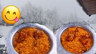 simple tareekai sai banayi aaj ammi nai chicken biryani ki recipe/Baraf mai chicken biryani bani ????????