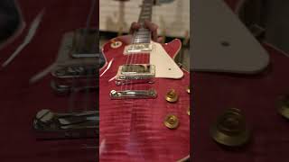 Gibson Les Paul Standard ‘50s Figured Top in Translucent Fuchsia