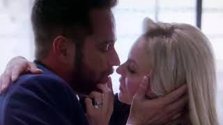 Amar A Muerte - Lucia besa a Jacobo ( Leon)