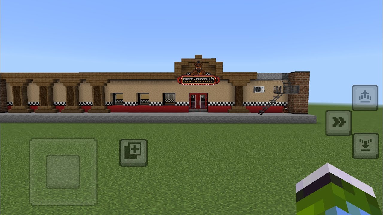 Freddy and friends pizzaria in Minecraft [built using FR & Fnaf custom shift