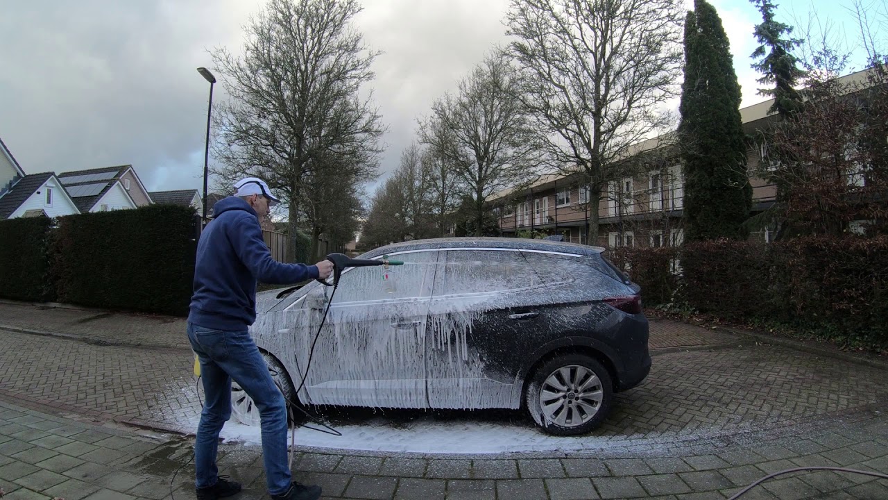 foaming a car for White Christmas YouTube