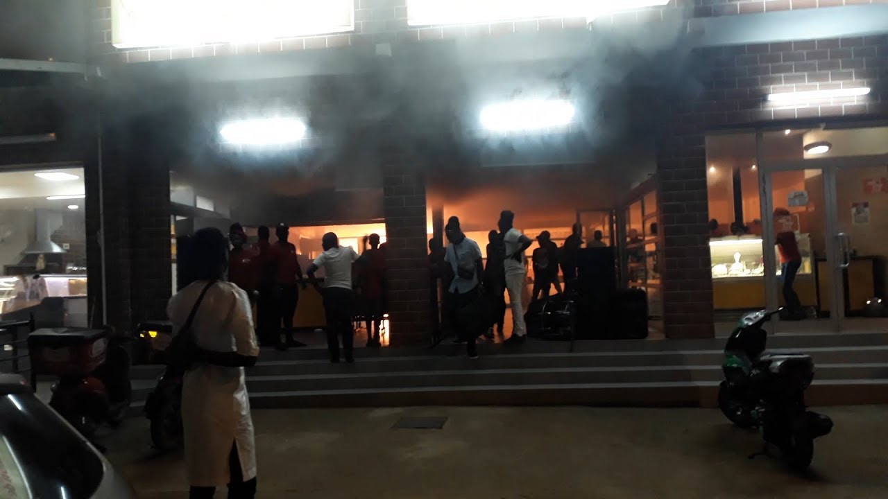 Incendie A La Brioche Doree De Zac Mbao Youtube