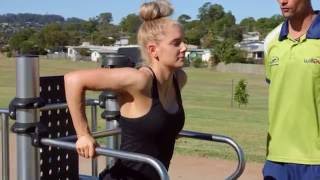 Black Gully Park gym - Upright dips