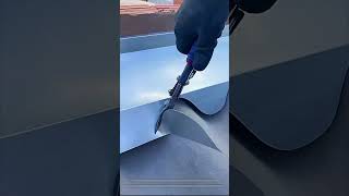 Roof Structure Engineering: Zinc Flashing Installation Without Mold Mall