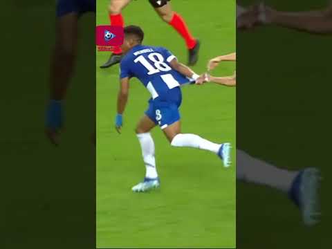 گاوی تو بارسلونا یه مشکل مهم داره فوتبال مسی رونالدو