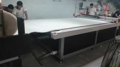 Máy cắt vải tự động 1 lớp