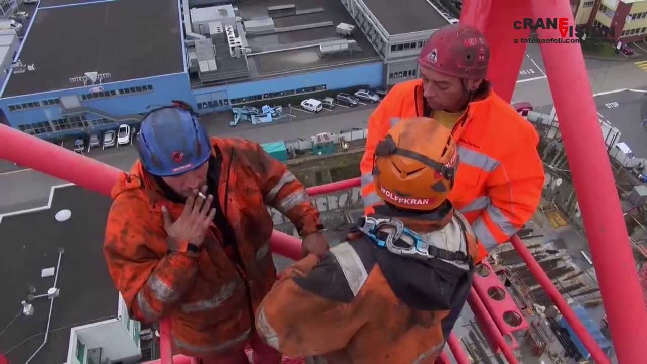 Wolff 6071 Kranmontage Genf, Montage de Grue Genevè, Crane errection Geneva