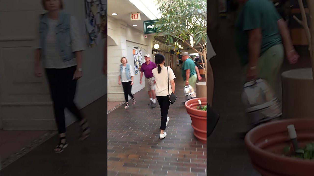 CHERRYHILL VILLAGE MALL,LONDON,ONTARIO,CANADA YouTube
