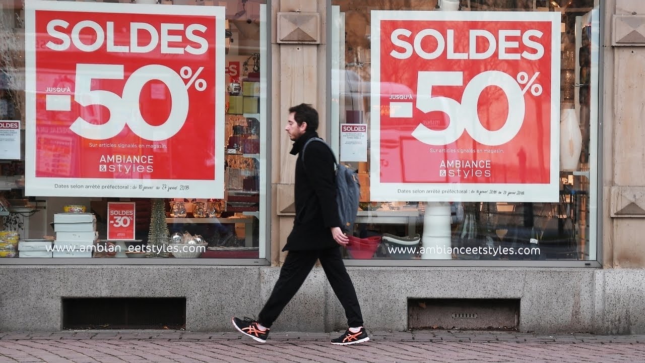 Boudés par les Français, les soldes d'été doivent se réinventer