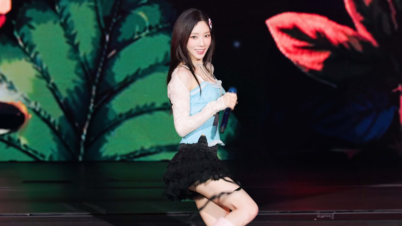 230604 태연 TAEYEON 'To the moon' 8K 직캠 @The ODD Of LOVE by DaftTaengk