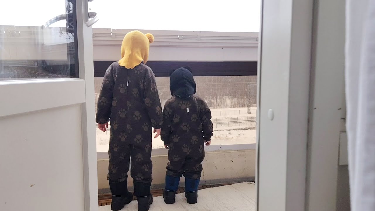 Halloota halloota kuuluuko? 