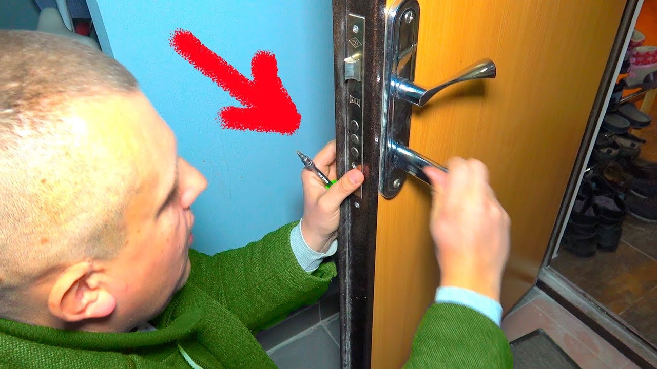 Коля поменял Замок в Квартире Брата. Толик  в ШОКЕ. Нерф Брос Шоу