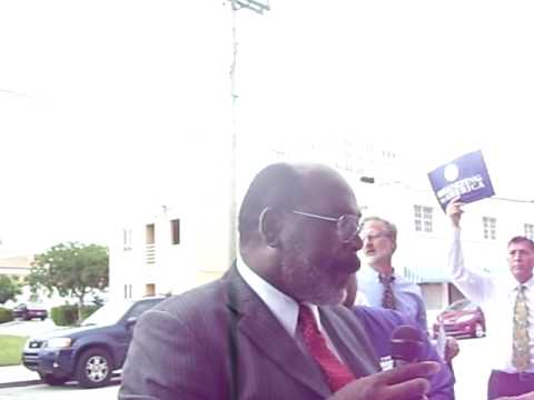 Richard Charman at Rally at Senator Bill Nelson of...