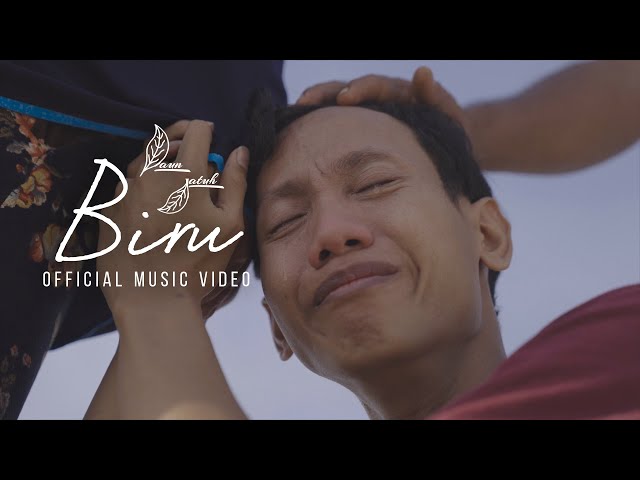 Daun Jatuh - Biru (Official Music Video) class=