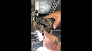 63C10 RESTORATION: Replacing U Joints On Drive line