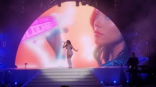 Madison Beer - Good In Goodbye (HD) Live at Sentrum Scene,Oslo,Norway 25.02.2024 Resimi