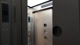 Mitsubishi NEXCUBE CM-LA Tn Elevator (S12) - Haneda Airport T2, Tokyo, Japan 羽田空港第2 三菱ネクスキューブ エレベーター