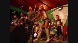 Elaine Celeste con Grupo Ilusion - &quot;sueno o piesseville&quot;