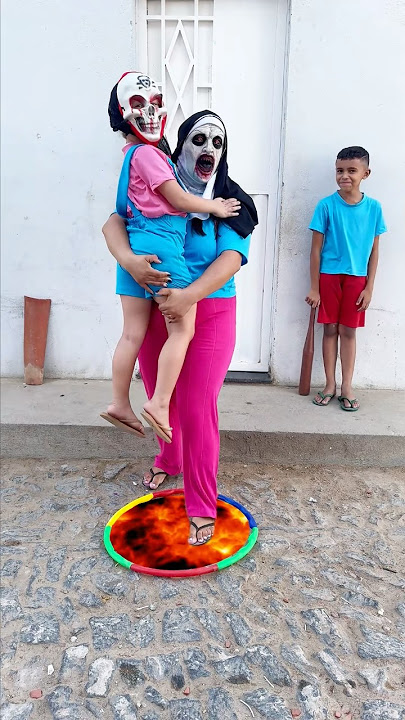 knocking on the door 😱😂🚪 #viralvideo #funny #shorts